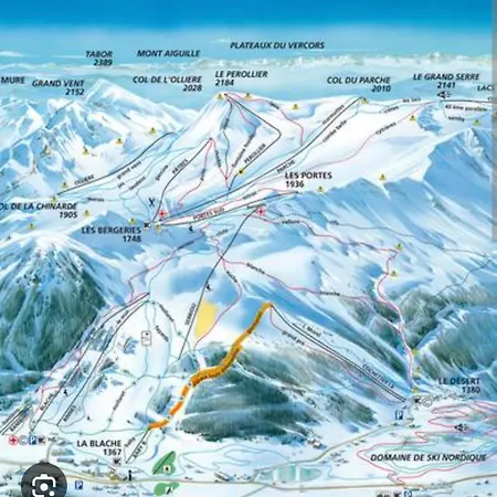 En Station De Familiale, Vue Sur Les Montagnes Lejlighed *